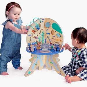 Manhattan Toy Deep Sea Adventure Activity Toy